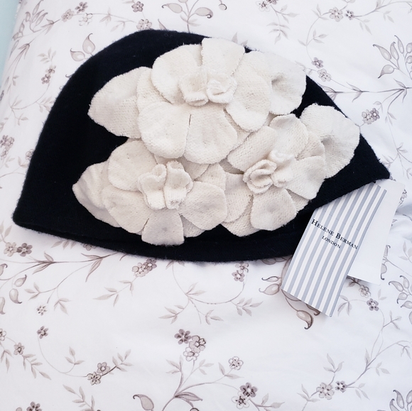 Helene Berman London Pull On Hat - Picture 2 of 11